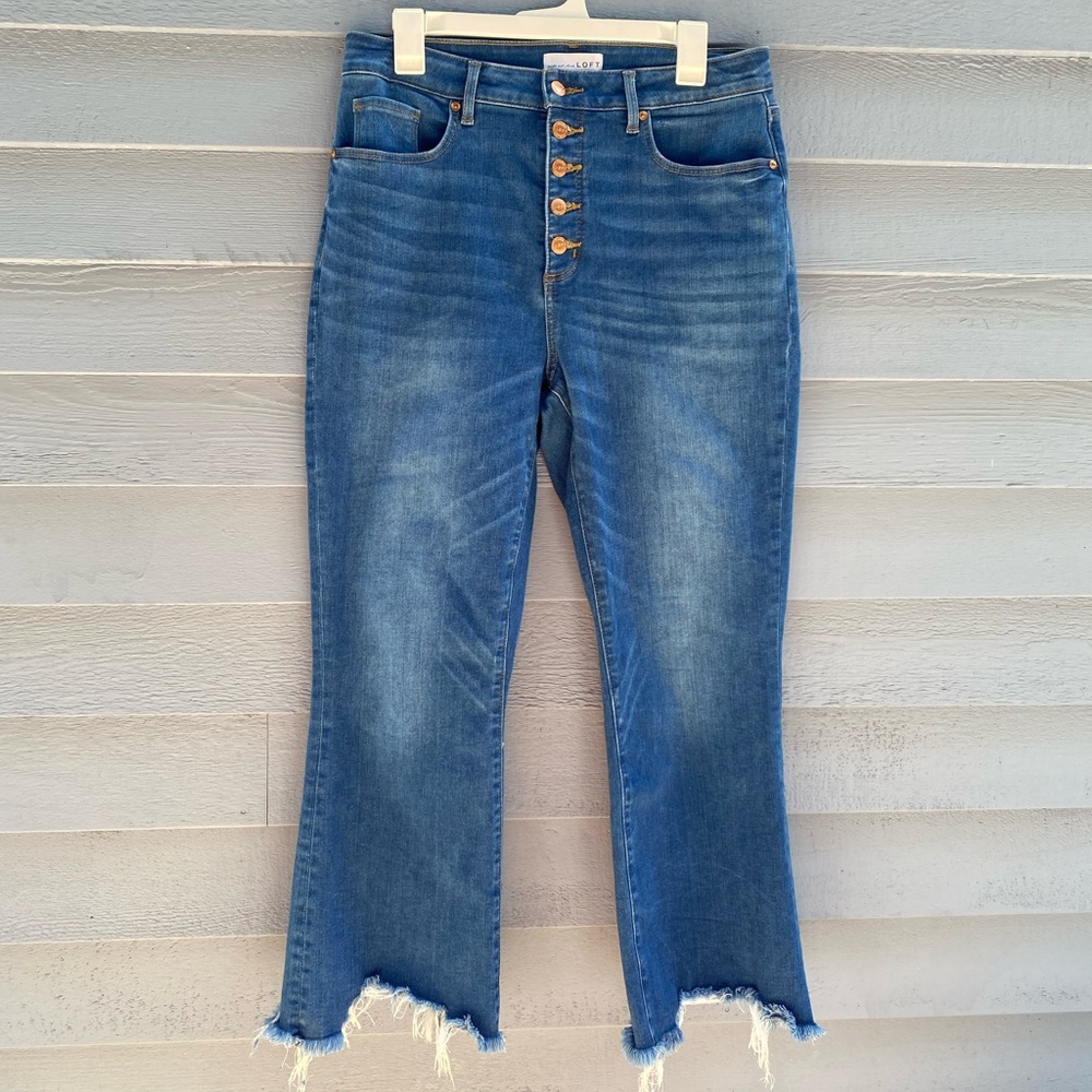 Loft Curvy High Rise Kick Crop
